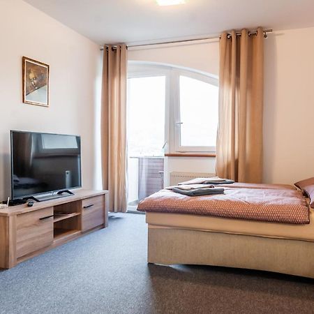 Apartmany Summit Besenova Bagian luar foto