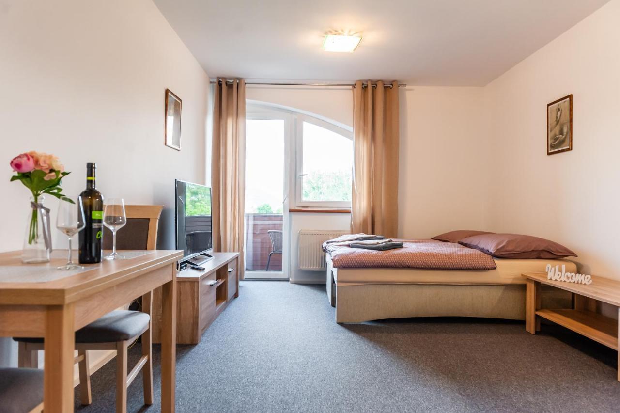 Apartmany Summit Besenova Bagian luar foto