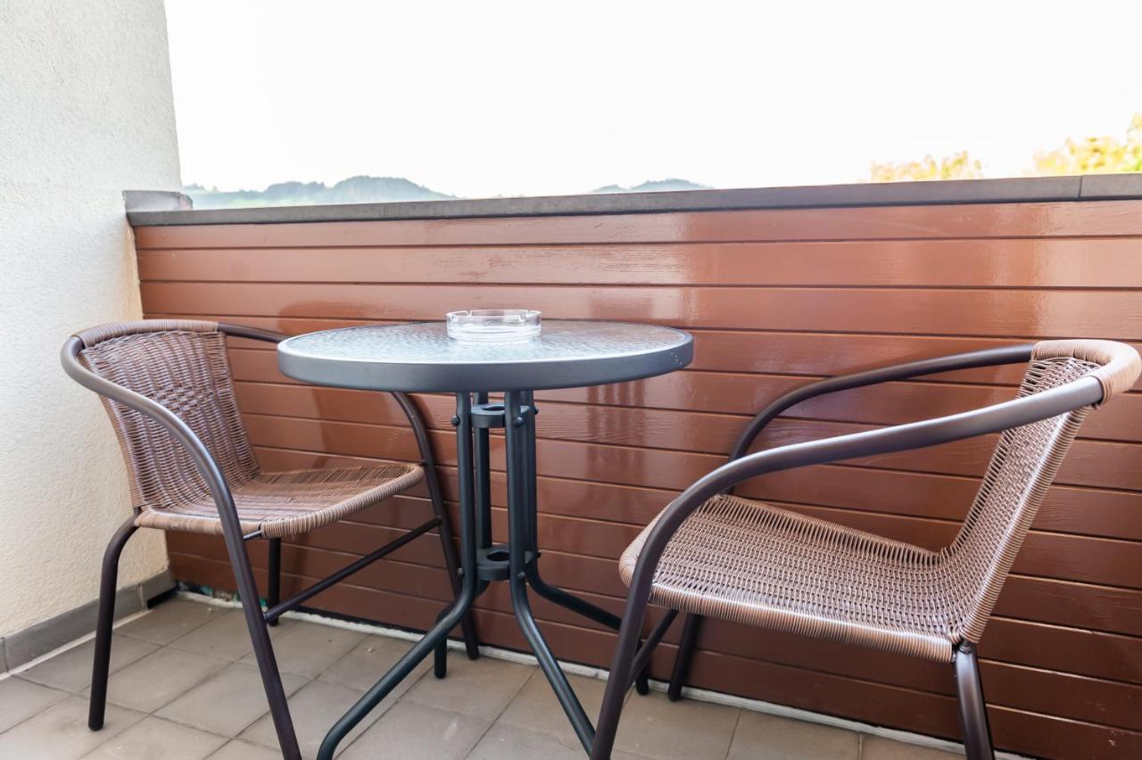 Apartmany Summit Besenova Bagian luar foto