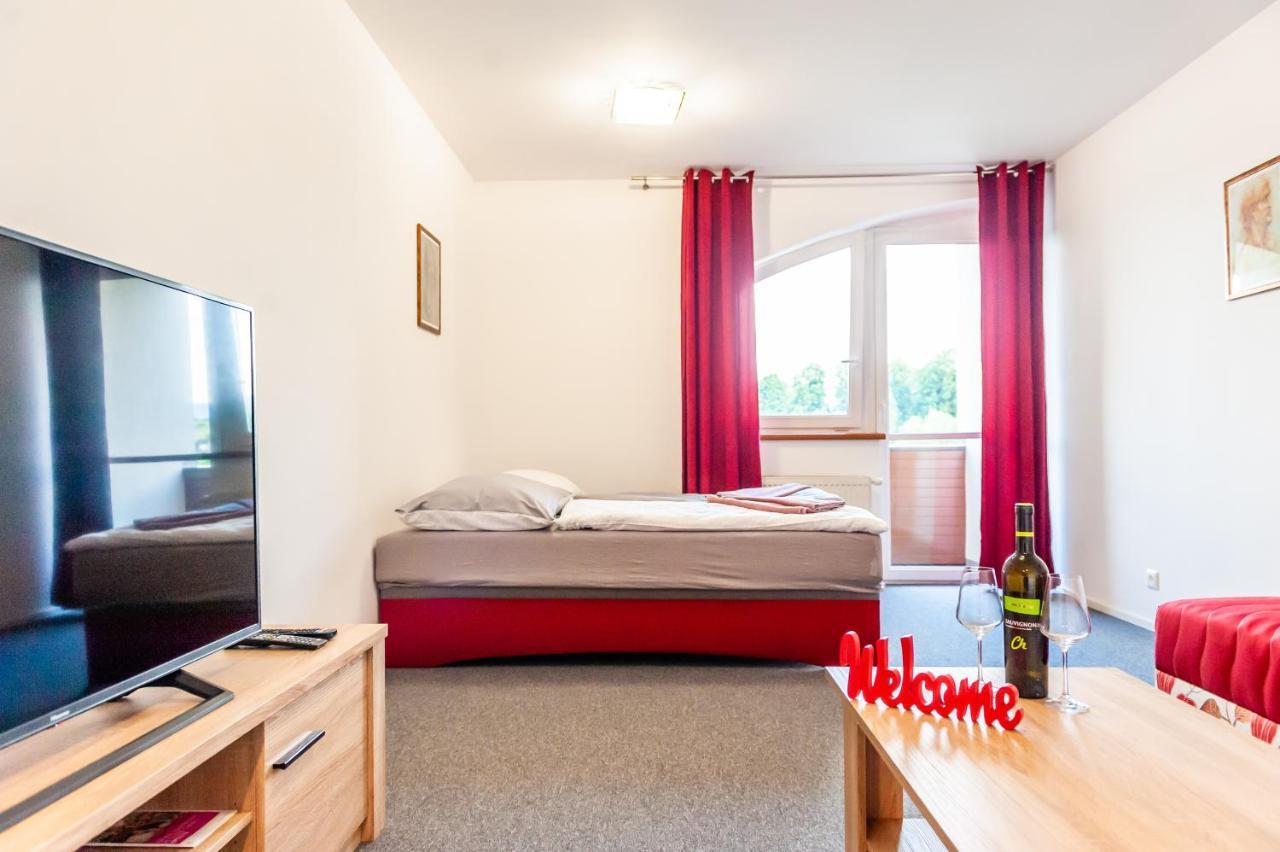 Apartmany Summit Besenova Bagian luar foto
